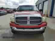 2006 Dodge 1500 Laramie z VIN 1D7HU18216S573270, wystawiony jako Copart lot #62885405 z przebiegiem 199 766 mil mil oraz Szkoda całkowita • Salvage title. Historia ofert i sprzedaży dostępna na DreamBid. Obrazek 5.