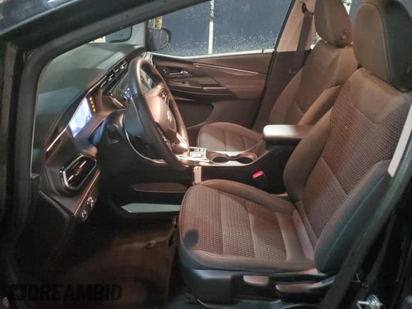 ✅ 2023 Chevrolet Bolt EV 1LT • VIN: 1G1FW6S08P4188349 • Lot: 84734484. Wystawiony na Copart z przebiegiem 24 829 mil. Bezpłatny archiwum sprzedaży aukcyjnych z USA i szczegółowy raport historii pojazdu na DreamBid. Zdjęcie 7.