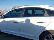 ✅ 2018 Hyundai Sonata SEL • VIN: 5NPE34AF7JH687084 • Lot: 43519528. Wystawiony na IAAI z przebiegiem 97 568 mil. Bezpłatny archiwum sprzedaży aukcyjnych z USA i szczegółowy raport historii pojazdu na DreamBid. Zdjęcie 14.