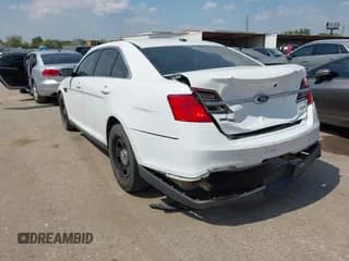 ✅ 2017 Ford Police Interceptor • VIN: 1FAHP2MK9HG146038 • Lot: 43355216. Wystawiony na IAAI z przebiegiem 48 375 mil. Bezpłatny archiwum sprzedaży aukcyjnych z USA i szczegółowy raport historii pojazdu na DreamBid. Zdjęcie 3.