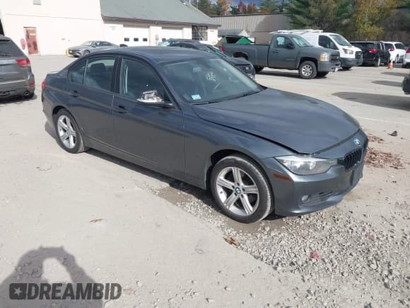 ✅ 2015 BMW 3 Series 328i xDrive • VIN: WBA3B5G56FNS14005 • Lot: 43557267. Listed on IAAI with 154,547 mi. Free auction sales archive from the USA and detailed vehicle history report at DreamBid. Image 1.