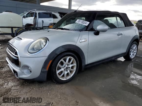 ✅ 2017 MINI Convertible Cooper S • VIN: WMWWG9C55H3C80705 • Lot: 76118554. Listed on Copart with 39,605 mi. Free auction sales archive from the USA and detailed vehicle history report at DreamBid. Image 1.