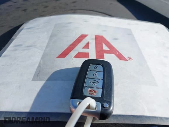 ✅ 2013 Hyundai Elantra GLS • VIN: 5NPDH4AEXDH259180 • Lot: 43648942. Listed on IAAI with 226,832 mi. Free auction sales archive from the USA and detailed vehicle history report at DreamBid. Image 11.