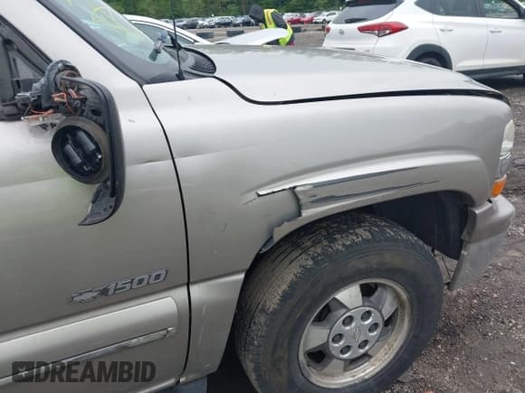 ✅ 2000 Chevrolet Suburban LS • VIN: 3GNFK16T0YG150460 • Лот: 42350756. Опубликован ранее на IAAI с пробегом Не указан. Бесплатный доступ к архиву аукционных продаж из США и подробный отчёт об истории автомобиля на DreamBid. Изображение 12.