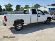 ✅ 2006 Chevrolet Silverado 2500HD Work Truck • VIN: 1GCHK29UX6E129048 • Lot: 71828374. Wystawiony na Copart z przebiegiem 287 119 mil. Bezpłatny archiwum sprzedaży aukcyjnych z USA i szczegółowy raport historii pojazdu na DreamBid. Zdjęcie 3.