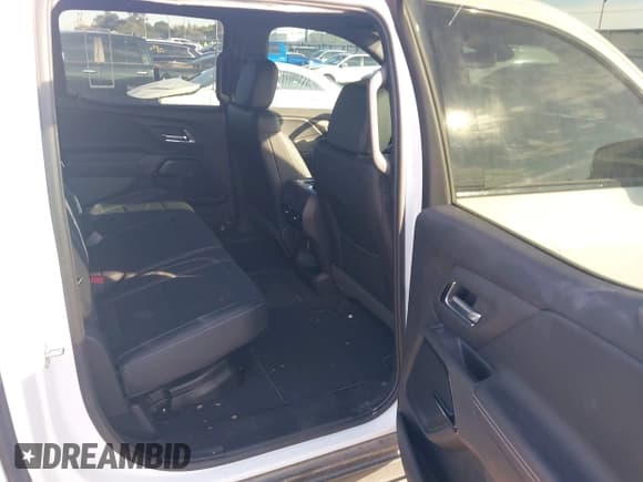 ✅ 2025 Chevrolet Silverado EV Extended Range LT • VIN: 1GC10ZED3SU400618 • Лот: 43818345. Опубликован ранее на IAAI с пробегом 3 101 миль. Бесплатный доступ к архиву аукционных продаж из США и подробный отчёт об истории автомобиля на DreamBid. Изображение 8.