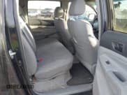 ✅ 2005 Toyota Tacoma • VIN: 5TELU42N05Z072213 • Lot: 43786591. Wystawiony na IAAI z przebiegiem 149 360 mil. Bezpłatny archiwum sprzedaży aukcyjnych z USA i szczegółowy raport historii pojazdu na DreamBid. Zdjęcie 8.