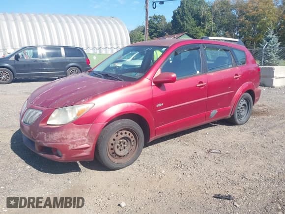✅ 2005 Pontiac Vibe • VIN: 5Y2SL63875Z466998 • Lot: 43145462. Listed on IAAI with 299,999 mi. Free auction sales archive from the USA and detailed vehicle history report at DreamBid. Image 2.