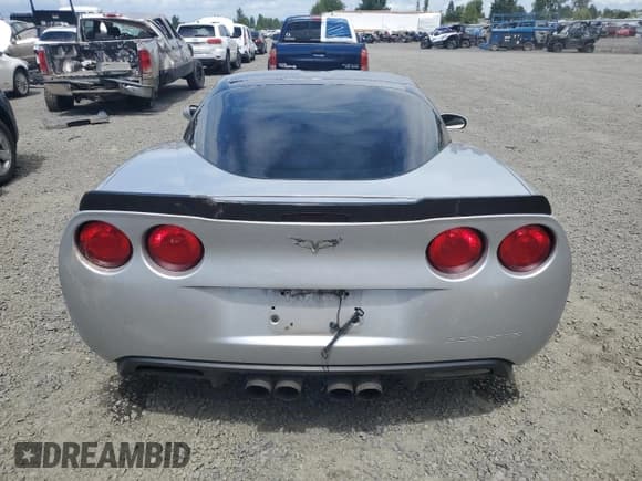 ✅ 2011 Chevrolet Corvette 1LT • VIN: 1G1YA2DW7B5104607 • Lot: 57627755. Listed on Copart with 82,196 mi. Free auction sales archive from the USA and detailed vehicle history report at DreamBid. Image 6.