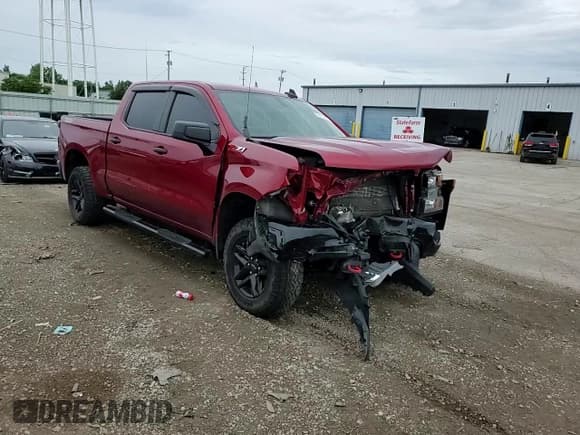 ✅ 2021 Chevrolet Silverado 1500 Custom Trail Boss • VIN: 1GCPYCEFXMZ147255 • Lot: 61611045. Wystawiony na Copart z przebiegiem 44 027 mil. Bezpłatny archiwum sprzedaży aukcyjnych z USA i szczegółowy raport historii pojazdu na DreamBid. Zdjęcie 13.
