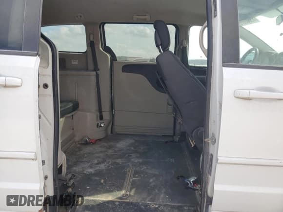 ✅ 2017 Dodge Grand Caravan SE • VIN: 2C7WDGBG9HR738806 • Lot: 85950675. Wystawiony na Copart z przebiegiem 145 436 mil. Bezpłatny archiwum sprzedaży aukcyjnych z USA i szczegółowy raport historii pojazdu na DreamBid. Zdjęcie 11.