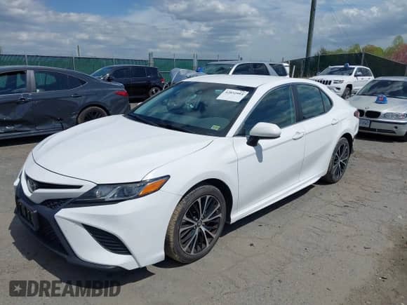 2019 Toyota Camry LE z VIN 4T1B11HK0KU754797, wystawiony jako IAAI lot #42032914 z przebiegiem 93 862 mil mil oraz . Historia ofert i sprzedaży dostępna na DreamBid. Obrazek 2.