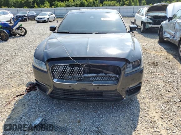 ✅ 2017 Lincoln Continental Reserve • VIN: 1LN6L9NC3H5627150 • Lot: 69074095. Wystawiony na Copart z przebiegiem 124 298 mil. Bezpłatny archiwum sprzedaży aukcyjnych z USA i szczegółowy raport historii pojazdu na DreamBid. Zdjęcie 5.