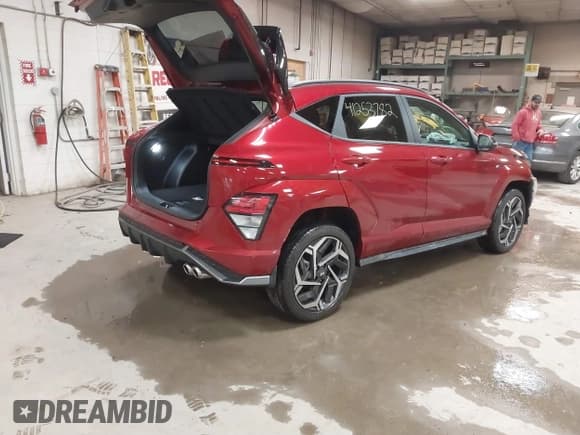 ✅ 2025 Hyundai Kona N Line S • VIN: KM8HBCA33SU205374 • Лот: 41253782. Опубликован ранее на IAAI с пробегом 626 миль. Бесплатный доступ к архиву аукционных продаж из США и подробный отчёт об истории автомобиля на DreamBid. Изображение 4.