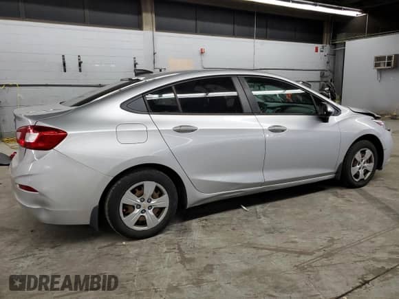 ✅ 2016 Chevrolet Cruze LS • VIN: 1G1BC5SMXG7247114 • Лот: 80711665. Опубликован ранее на Copart с пробегом 210 391 миль. Бесплатный доступ к архиву аукционных продаж из США и подробный отчёт об истории автомобиля на DreamBid. Изображение 3.