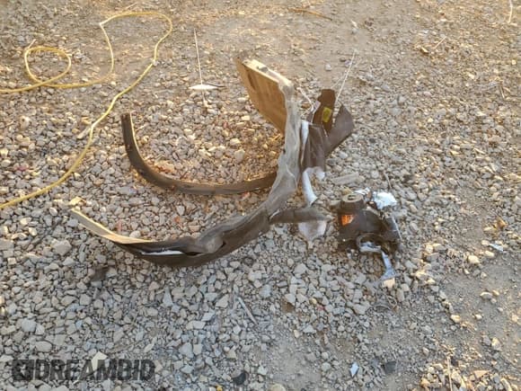 ✅ 2009 Cadillac STS AWD • VIN: 1G6DA67V490141477 • Lot: 89115415. Wystawiony na Copart z przebiegiem 129 599 mil. Bezpłatny archiwum sprzedaży aukcyjnych z USA i szczegółowy raport historii pojazdu na DreamBid. Zdjęcie 12.