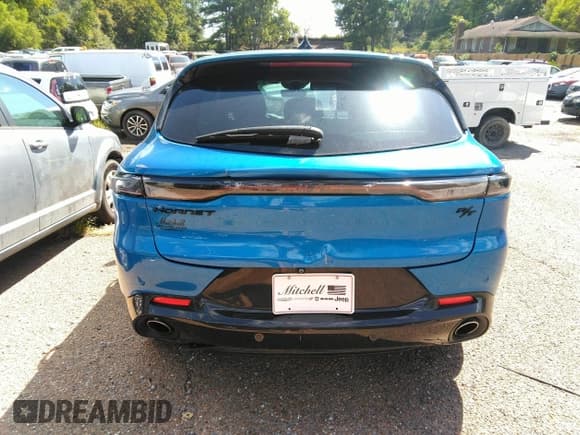 ✅ 2024 Dodge Hornet R/T • VIN: ZACPDFCW7R3A19925 • Lot: 43332757. Listed on IAAI with 14,298 mi. Free auction sales archive from the USA and detailed vehicle history report at DreamBid. Image 16.