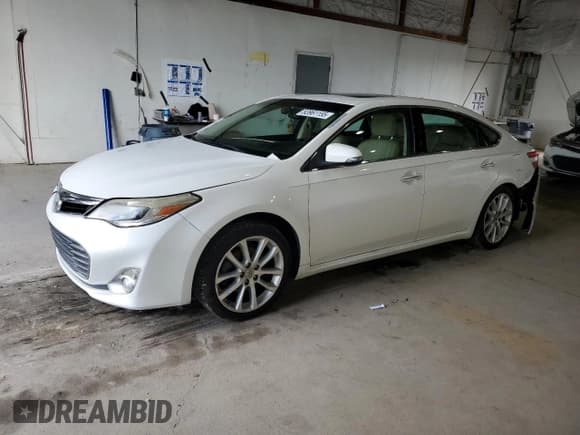 ✅ 2014 Toyota Avalon XLE Touring • VIN: 4T1BK1EB6EU081813 • Lot: 83961155. Listed on Copart with 70,954 mi. Free auction sales archive from the USA and detailed vehicle history report at DreamBid. Image 1.