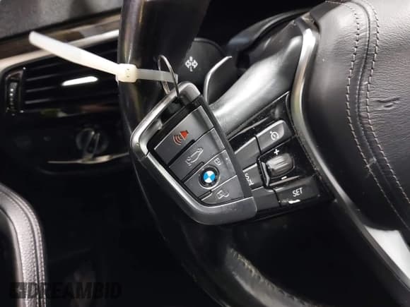 ✅ 2018 BMW 5 Series 530i xDrive • VIN: WBAJA7C50JWA72185 • Lot: 42404293. Listed on IAAI with 56,157 mi. Free auction sales archive from the USA and detailed vehicle history report at DreamBid. Image 11.