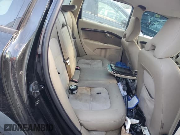 ✅ 2008 Volvo XC70 • VIN: YV4BZ982681019678 • Lot: 92855035. Listed on Copart with 202,880 mi. Free auction sales archive from the USA and detailed vehicle history report at DreamBid. Image 10.