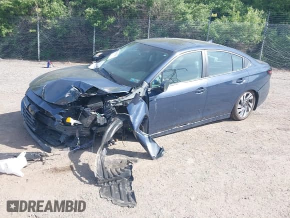 ✅ 2025 Subaru Legacy Limited • VIN: 4S3BWAN69S3005337 • Lot: 42156286. Wystawiony na IAAI z przebiegiem 1 054 mil. Bezpłatny archiwum sprzedaży aukcyjnych z USA i szczegółowy raport historii pojazdu na DreamBid. Zdjęcie 18.