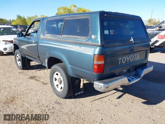 ✅ 1994 Toyota Pickup DX • VIN: JT4RN01P6R7067209 • Lot: 43502725. Listed on IAAI with 242,618 mi. Free auction sales archive from the USA and detailed vehicle history report at DreamBid. Image 3.