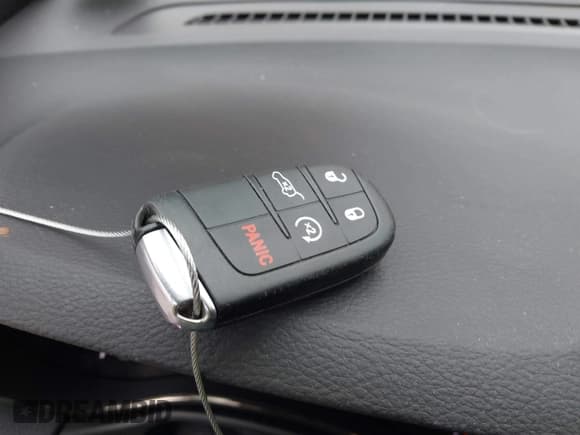 ✅ 2019 Dodge Durango R/T • VIN: 1C4SDJCT4KC806952 • Lot: 43360352. Wystawiony na IAAI z przebiegiem 96 918 mil. Bezpłatny archiwum sprzedaży aukcyjnych z USA i szczegółowy raport historii pojazdu na DreamBid. Zdjęcie 11.