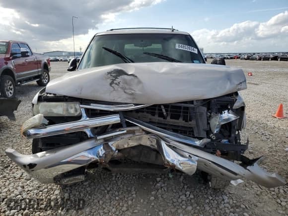 ✅ 2006 Chevrolet Suburban LS • VIN: 3GNEC16Z76G126280 • Лот: 84853934. Опубликован ранее на Copart с пробегом Не указан. Бесплатный доступ к архиву аукционных продаж из США и подробный отчёт об истории автомобиля на DreamBid. Изображение 5.