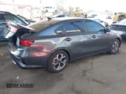 ✅ 2020 Kia Forte LXS • VIN: 3KPF24AD8LE242690 • Lot: 42903650. Listed on IAAI with 33,244 mi. Free auction sales archive from the USA and detailed vehicle history report at DreamBid. Image 4.