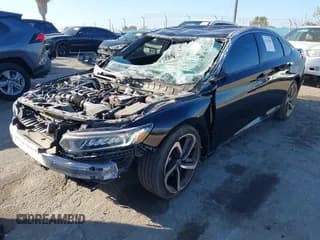 ✅ 2020 Honda Accord Sport • VIN: 1HGCV1F32LA155803 • Lot: 43519834. Wystawiony na IAAI z przebiegiem 89 330 mil. Bezpłatny archiwum sprzedaży aukcyjnych z USA i szczegółowy raport historii pojazdu na DreamBid. Zdjęcie 2.