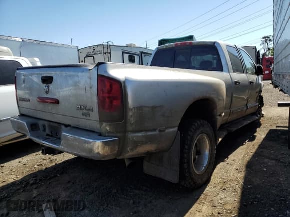 ✅ 2005 Dodge 3500 SLT • VIN: 3D7MS48C65G718422 • Lot: 69870275. Listed on Copart with 138,581 mi. Free auction sales archive from the USA and detailed vehicle history report at DreamBid. Image 3.