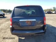 ✅ 2010 Chrysler Town & Country Touring Plus • VIN: 2A4RR8DX0AR368411 • Lot: 86823475. Wystawiony na Copart z przebiegiem 80 296 mil. Bezpłatny archiwum sprzedaży aukcyjnych z USA i szczegółowy raport historii pojazdu na DreamBid. Zdjęcie 6.