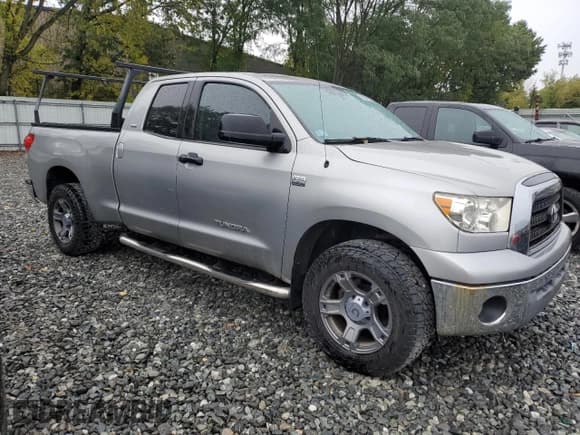 ✅ 2008 Toyota Tundra • VIN: 5TBBT54198S459741 • Lot: 82320055. Wystawiony na Copart z przebiegiem 198 116 mil. Bezpłatny archiwum sprzedaży aukcyjnych z USA i szczegółowy raport historii pojazdu na DreamBid. Zdjęcie 4.