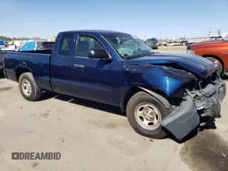 2007 Dodge Dakota с VIN 1D7HW22P57S200738, выставлен на аукционе Copart как лот 72445744 с пробегом 141 876 миль миль и Списание • Salvage title. История ставок и продаж доступна на DreamBid. Изображение 4.