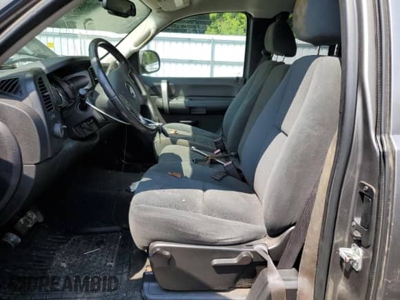 2008 Chevrolet Silverado 1500 Work Truck with VIN 1GCEC19J08E157136, listed as a Copart auction lot 62224235 with 146,281 mi miles and Salvage title. Bid and sale history available at DreamBid. Image 7.