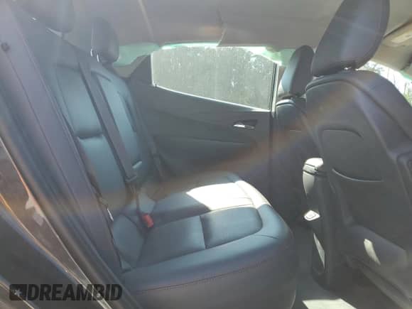 2017 Chevrolet Bolt EV Premier z VIN 1G1FX6S00H4176548, wystawiony jako Copart lot #65032243 z przebiegiem 62 786 mil mil oraz . Historia ofert i sprzedaży dostępna na DreamBid. Obrazek 11.