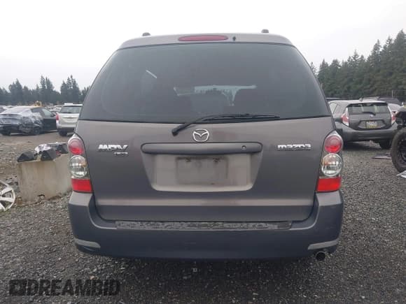 ✅ 2006 Mazda MPV LX • VIN: JM3LW28J960567666 • Lot: 43556672. Listed on IAAI with 204,031 mi. Free auction sales archive from the USA and detailed vehicle history report at DreamBid. Image 16.