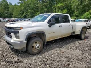 2020 Chevrolet Silverado 3500HD Work Truck z VIN 1GC4YSE72LF306307, wystawiony jako Copart lot #64639005 z przebiegiem 105 946 mil mil oraz Szkoda całkowita • Salvage title. Historia ofert i sprzedaży dostępna na DreamBid. Obrazek 1.