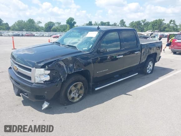 ✅ 2011 Chevrolet Silverado 1500 LTZ • VIN: 1GCPKTE30BF169111 • Lot: 42957474. Wystawiony na IAAI z przebiegiem 163 653 mil. Bezpłatny archiwum sprzedaży aukcyjnych z USA i szczegółowy raport historii pojazdu na DreamBid. Zdjęcie 2.
