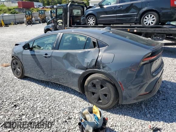 2025 Toyota Prius LE с VIN JTDACAAU6S3057114, выставлен на аукционе Copart как лот 80388475 с пробегом Не указан миль и Списание • Salvage title. История ставок и продаж доступна на DreamBid. Изображение 2.