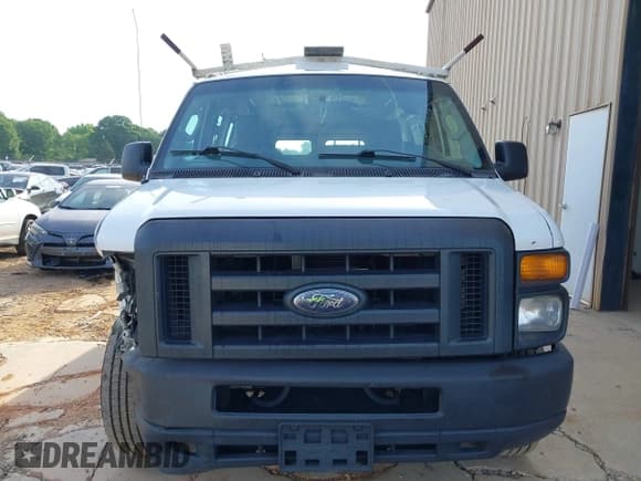 ✅ 2011 Ford Econoline Cargo Commercial • VIN: 1FTSE3EL0BDA81351 • Lot: 42154632. Wystawiony na IAAI z przebiegiem 189 480 mil. Bezpłatny archiwum sprzedaży aukcyjnych z USA i szczegółowy raport historii pojazdu na DreamBid. Zdjęcie 12.