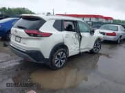 ✅ 2022 Nissan Rogue SV • VIN: 5N1BT3BB9NC705641 • Lot: 42219384. Wystawiony na IAAI z przebiegiem 45 000 mil. Bezpłatny archiwum sprzedaży aukcyjnych z USA i szczegółowy raport historii pojazdu na DreamBid. Zdjęcie 4.