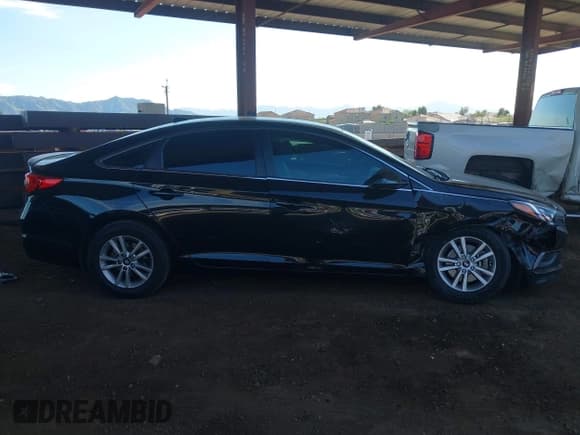 ✅ 2016 Hyundai Sonata SE • VIN: 5NPE24AF1GH411446 • Лот: 43519779. Опубликован ранее на IAAI с пробегом 175 863 миль. Бесплатный доступ к архиву аукционных продаж из США и подробный отчёт об истории автомобиля на DreamBid. Изображение 13.