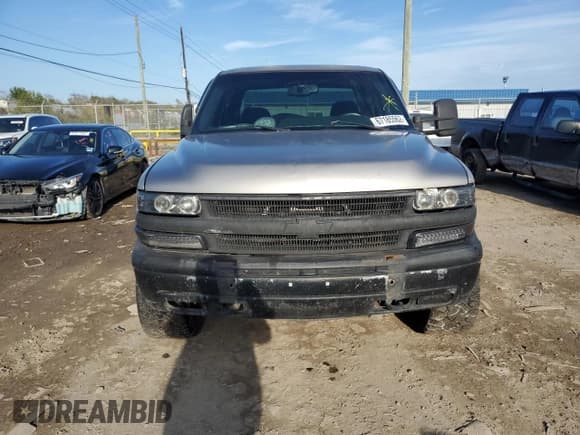 ✅ 2002 Chevrolet Silverado 1500HD LT • VIN: 1GCGK13U22F226215 • Лот: 67556633. Опубликован ранее на Copart с пробегом 237 272 миль. Бесплатный доступ к архиву аукционных продаж из США и подробный отчёт об истории автомобиля на DreamBid. Изображение 5.