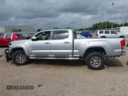 ✅ 2017 Toyota Tacoma SR5 • VIN: 5TFBZ5DN7HX002249 • Lot: 42136759. Listed on IAAI with 144,477 mi. Free auction sales archive from the USA and detailed vehicle history report at DreamBid. Image 15.