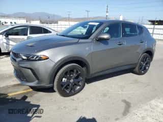 2024 Dodge Hornet GT z VIN ZACNDFAN3R3A41762, wystawiony jako Copart lot #57511465 z przebiegiem 12 748 mil mil oraz Czysty tytuł • Clean title. Historia ofert i sprzedaży dostępna na DreamBid. Obrazek 1.