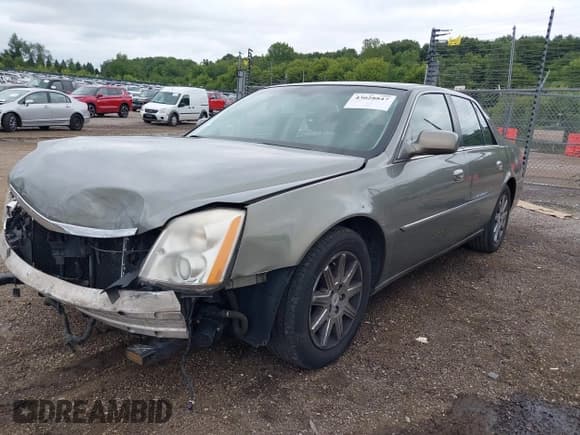 ✅ 2011 Cadillac DTS Premium Collection • VIN: 1G6KH5E62BU114723 • Lot: 43028847. Listed on IAAI with 114,469 mi. Free auction sales archive from the USA and detailed vehicle history report at DreamBid. Image 2.