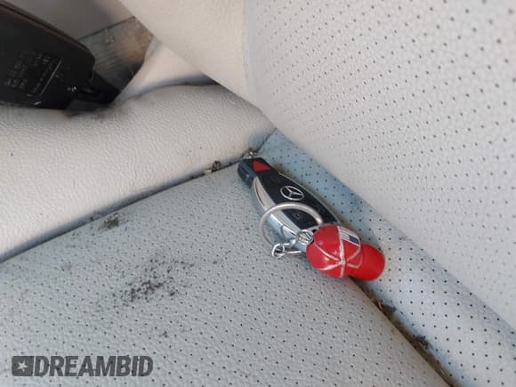 ✅ 2014 Mercedes-Benz E 350 Sport • VIN: WDDHF8JB3EA902021 • Lot: 43783406. Listed on IAAI with 128,510 mi. Free auction sales archive from the USA and detailed vehicle history report at DreamBid. Image 11.