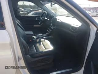 ✅ 2021 Ford Explorer Limited • VIN: 1FMSK8FH1MGA20572 • Lot: 43254843. Wystawiony na IAAI z przebiegiem 101 317 mil. Bezpłatny archiwum sprzedaży aukcyjnych z USA i szczegółowy raport historii pojazdu na DreamBid. Zdjęcie 5.