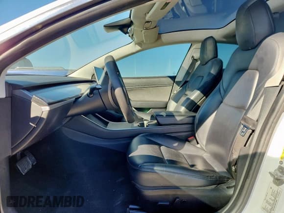 ✅ 2020 Tesla Model 3 Standard Range Plus • VIN: 5YJ3E1EA5LF743846 • Lot: 89911795. Wystawiony na Copart z przebiegiem 68 441 mil. Bezpłatny archiwum sprzedaży aukcyjnych z USA i szczegółowy raport historii pojazdu na DreamBid. Zdjęcie 7.